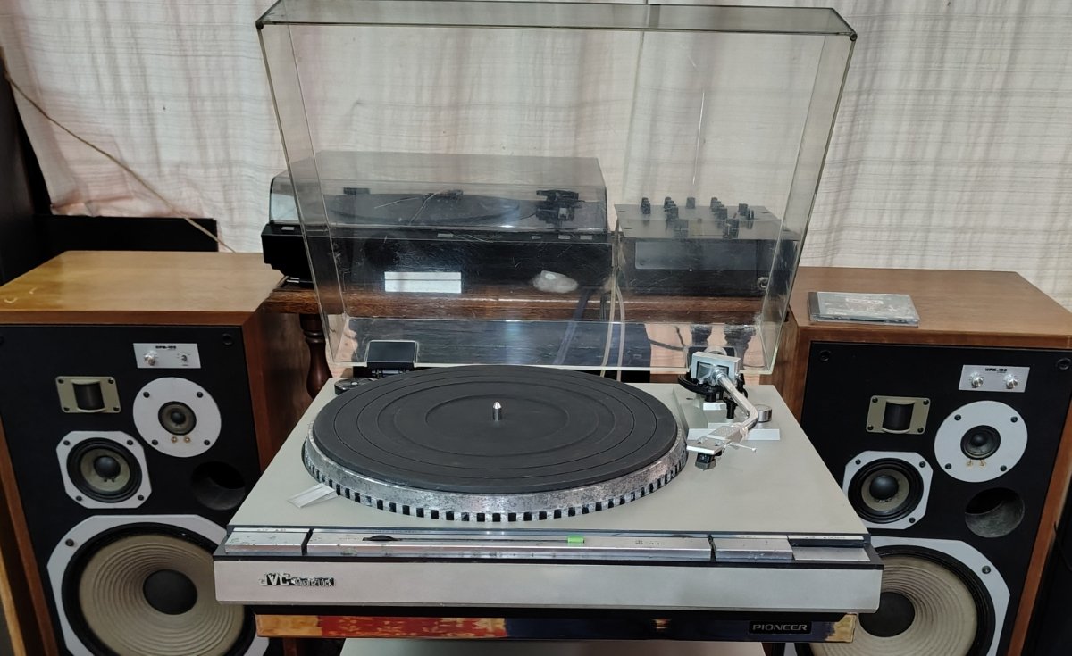 jvc-ql-a5